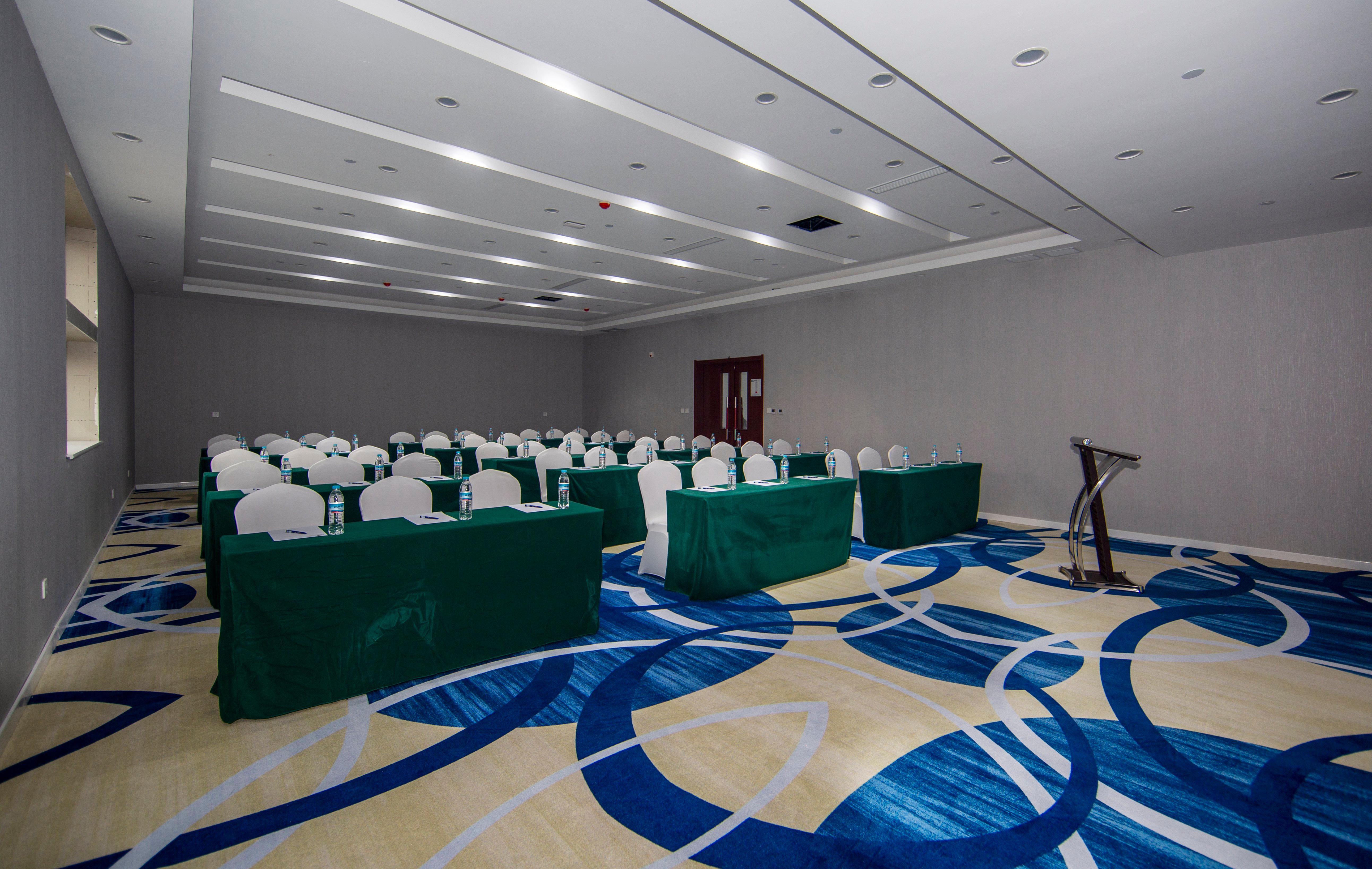 Holiday Inn Express Jinan Jingshi Road, An Ihg Hotel Eksteriør billede