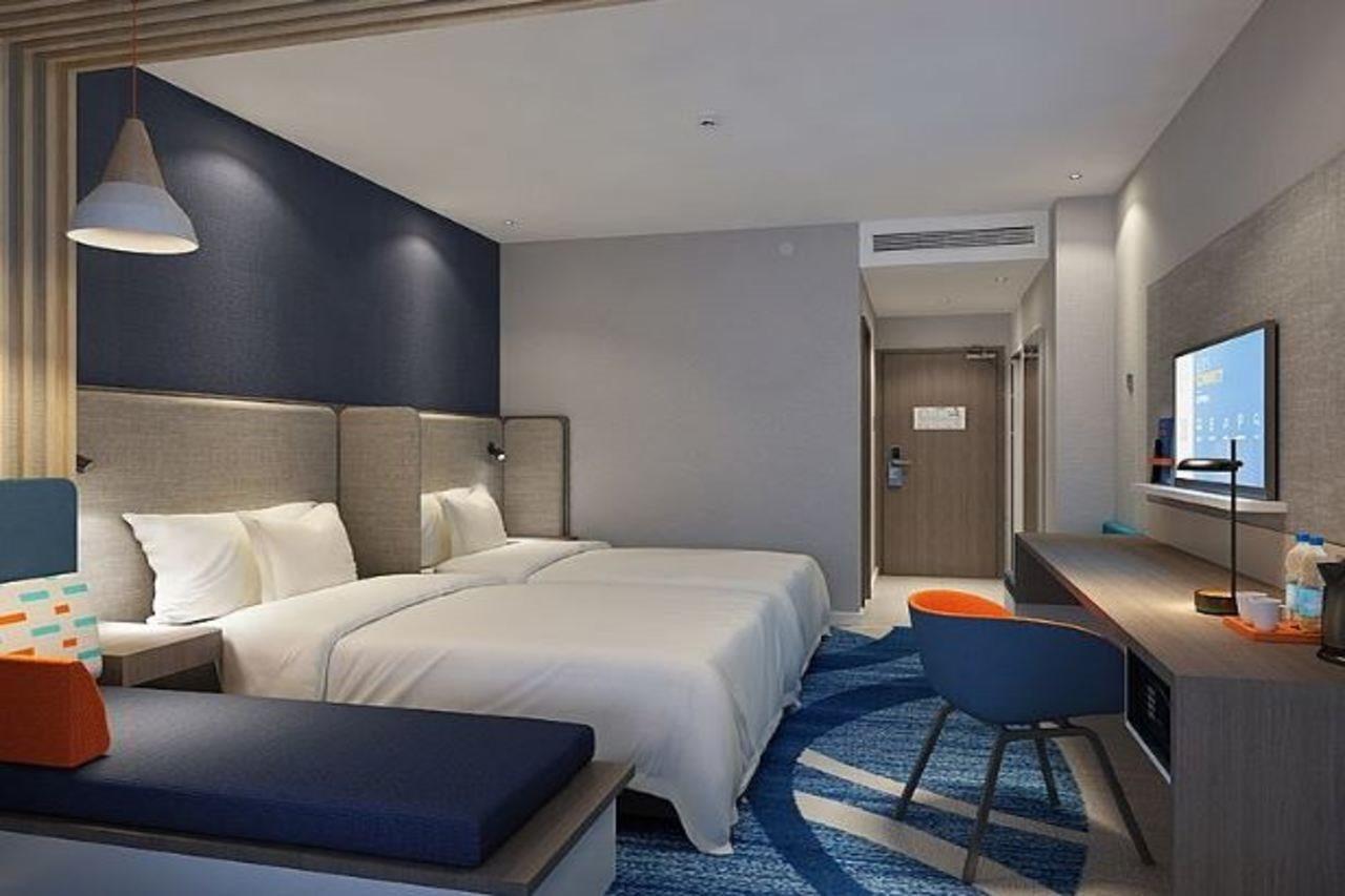 Holiday Inn Express Jinan Jingshi Road, An Ihg Hotel Eksteriør billede